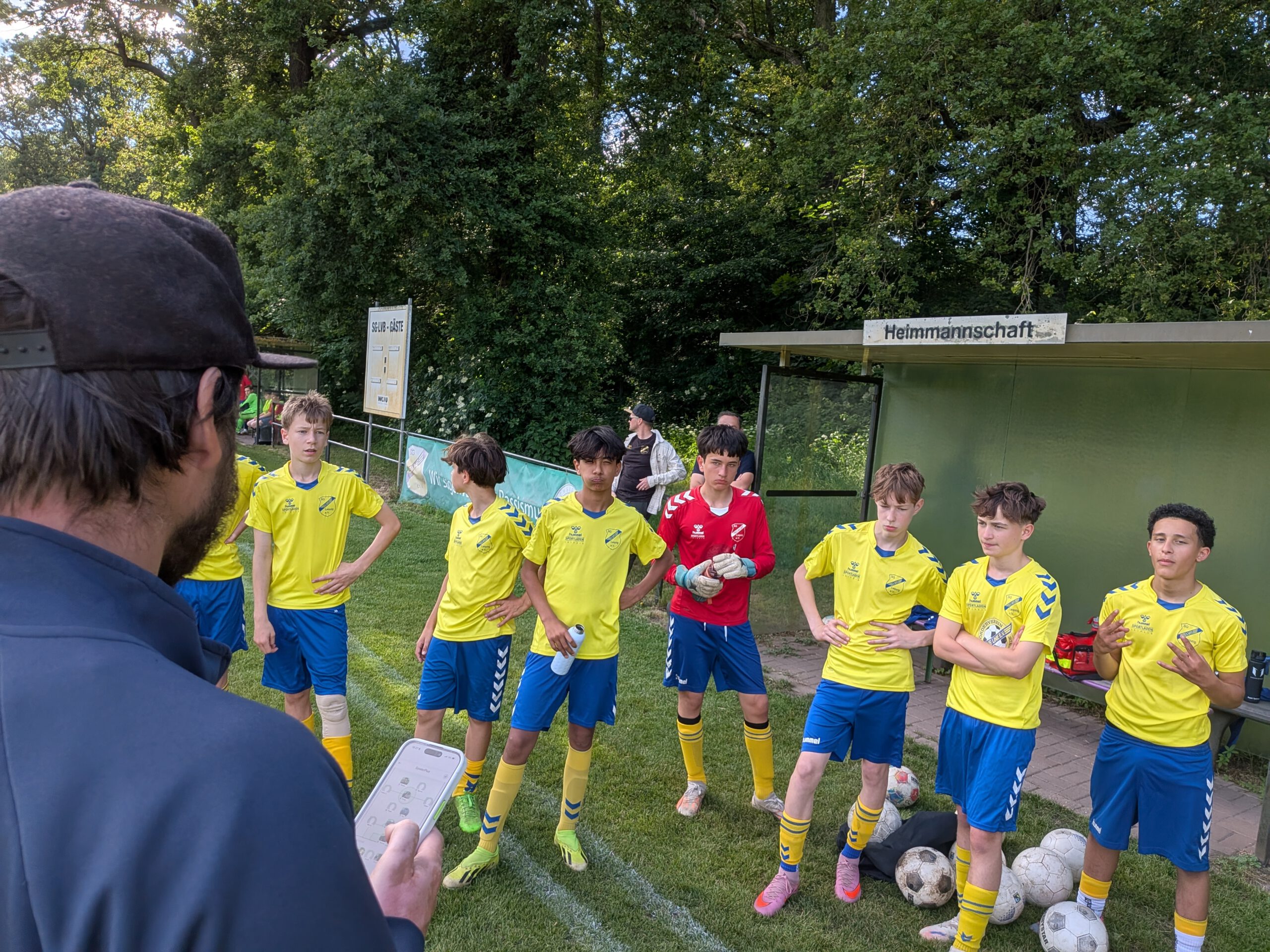 Die C-Junioren schlagen auch den Nachbarn Schleußig deutlich